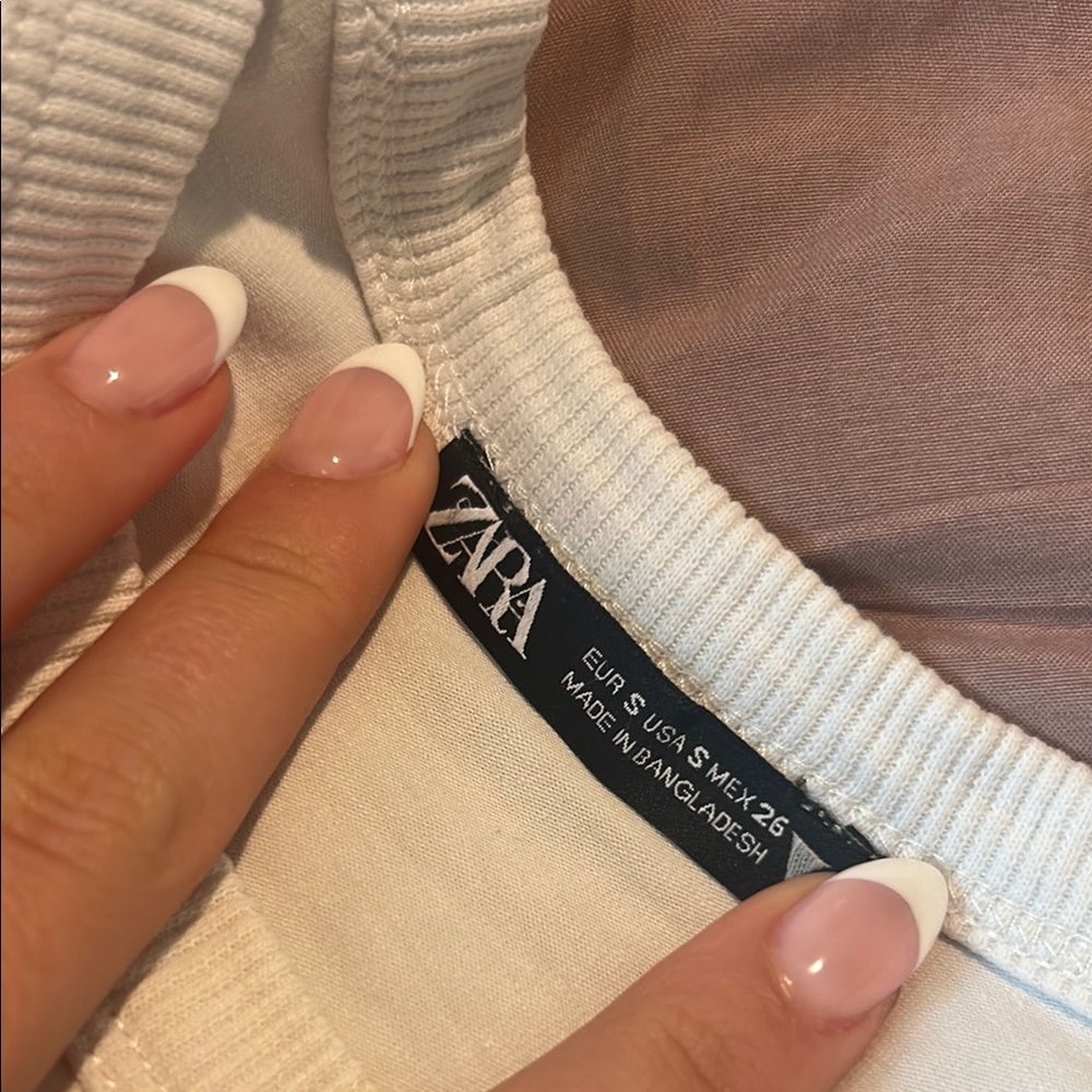 Zara White Ruched T-Shirt - Picture 2 of 5